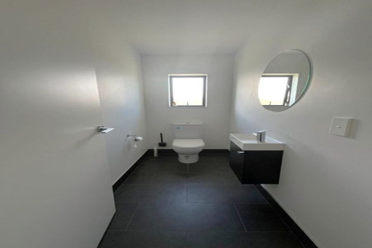 Photo of property in 9 Wheriko Avenue, Glenbrook, Waiuku, 2681