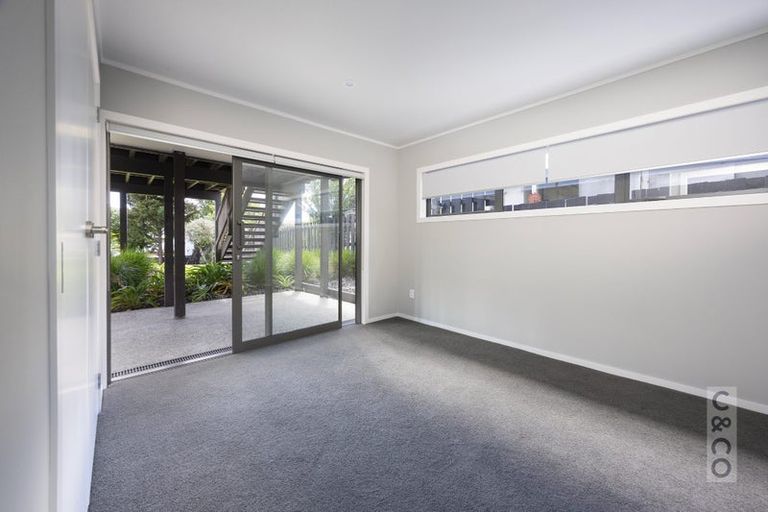 Photo of property in 19 Maude Street, Riverhead, 0820