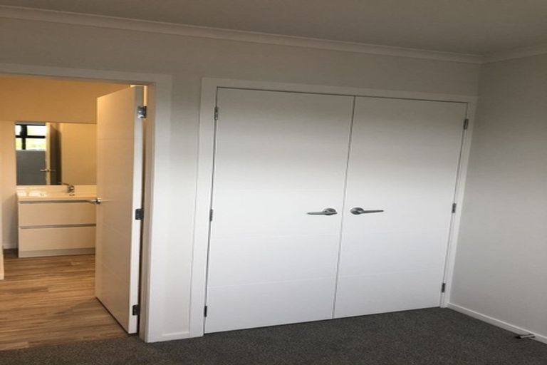 Photo of property in 27u2 Seddon Road, Frankton, Hamilton, 3204