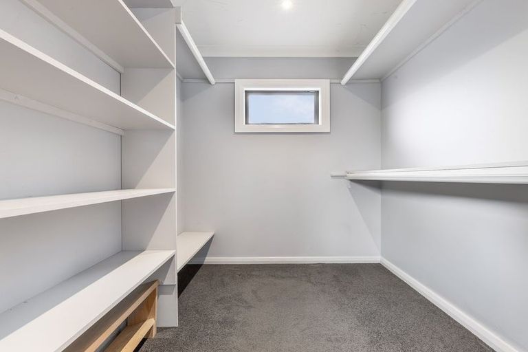 Photo of property in 6a Queenwood Road, Levin, 5510