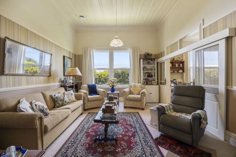 Photo of property in 47 Patu-kukupa Street, Manaia, 4612