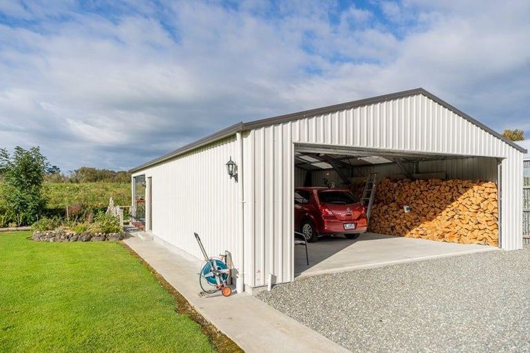 Photo of property in 9 Toronto Street, East Gore, Gore, 9710