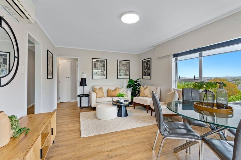 Photo of property in 5/13 Richards Avenue, Forrest Hill, Auckland, 0620