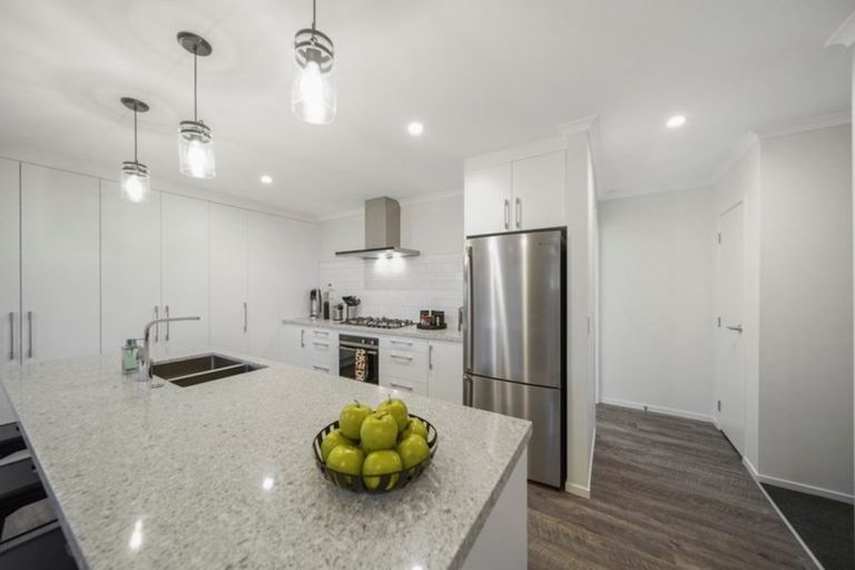 Photo of property in 14 Walter Lawry Road, Paerata, Pukekohe, 2124
