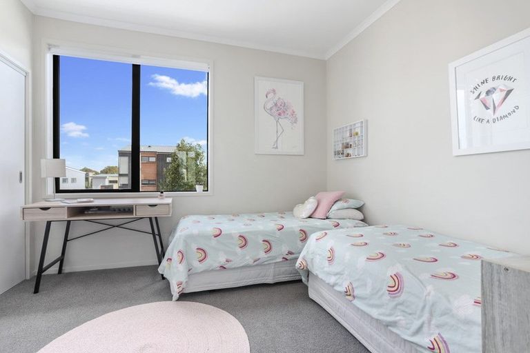 Photo of property in 241 Hobsonville Point Road, Hobsonville, Auckland, 0616