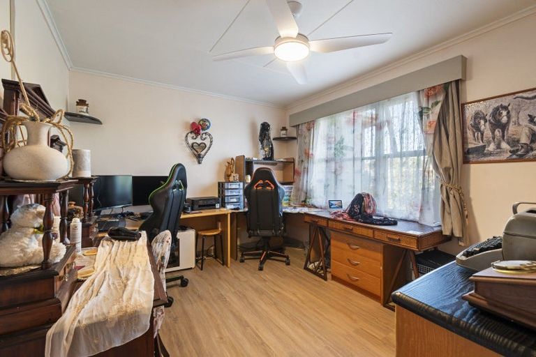 Photo of property in 6 Milne Street, Sanson, 4817