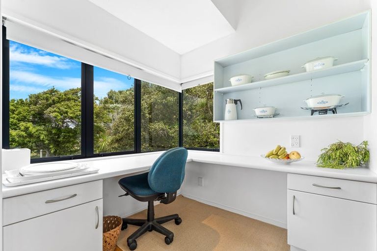 Photo of property in 8 Northview Road, Stanmore Bay, Whangaparaoa, 0932