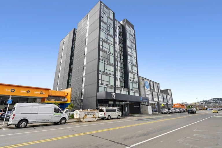 Photo of property in Proximity Apartment Hotel, 804/172u Thorndon Quay, Pipitea, Wellington, 6011
