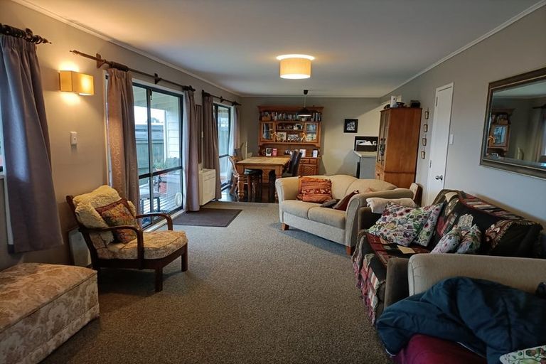 Photo of property in 10 O'connor Drive, Pukekohe, 2120