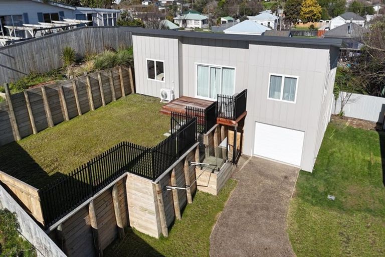 Photo of property in 10 Union Street, Foxton, 4814