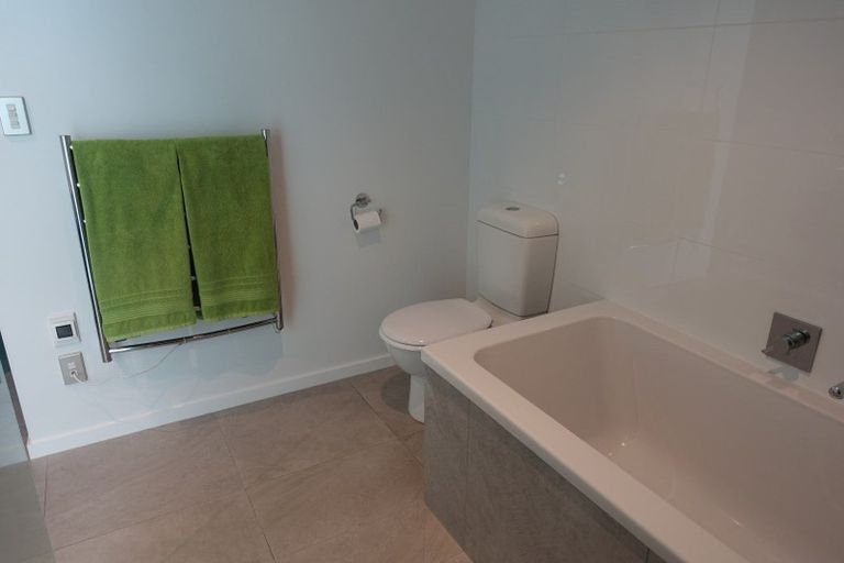 Photo of property in 39 Peacock Street, Christchurch Central, Christchurch, 8013