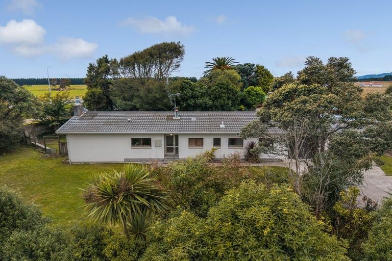 Photo of property in 189 Tararua Road, Levin, 5571