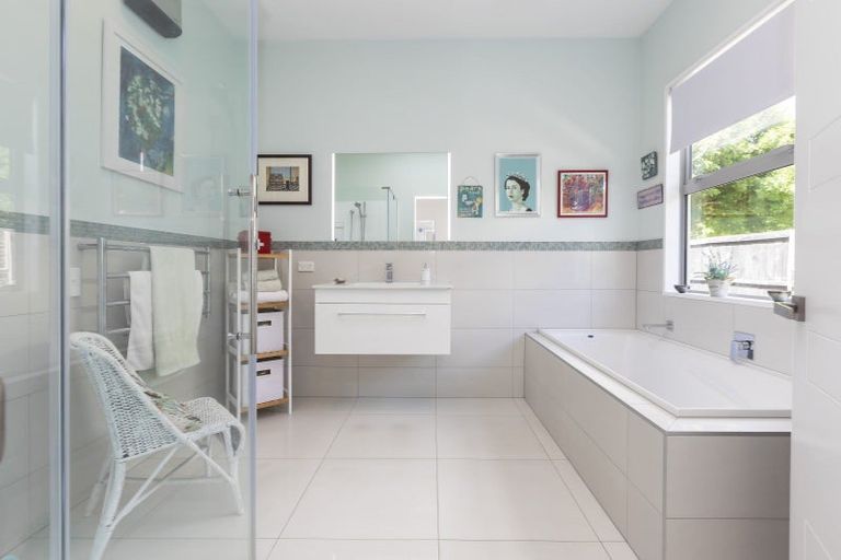 Photo of property in 2 Matisse Place, Burnside, Christchurch, 8053
