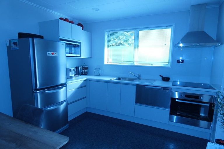 Photo of property in 2/89 Meeanee Road, Taradale, Napier, 4112