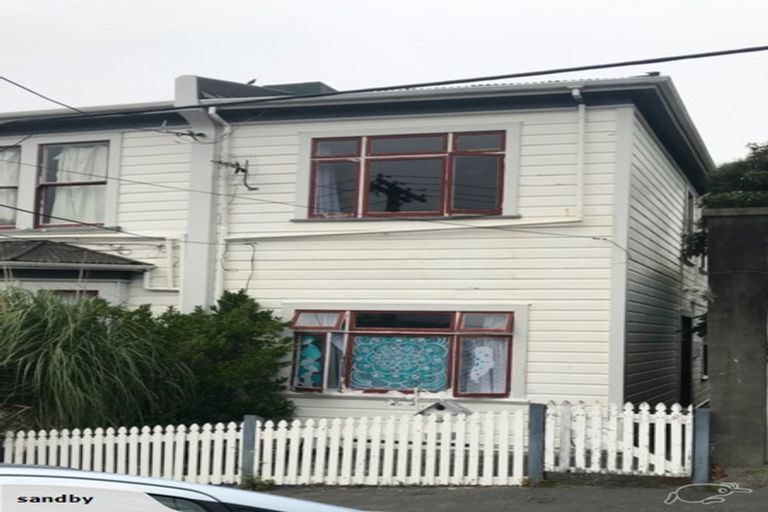 Photo of property in 35 Colombo Street, Newtown, Wellington, 6021