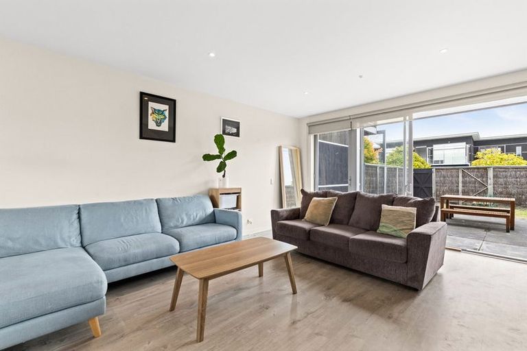 Photo of property in The Terraces, 34/9 Humber Street, Pandora, Napier, 4110