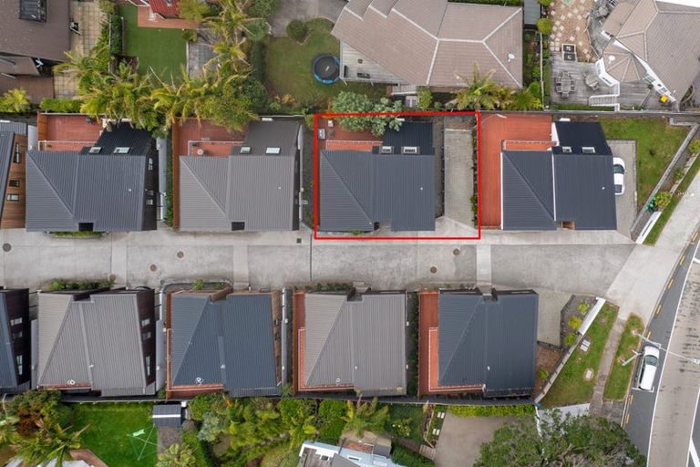 Photo of property in 3 Tapatai Place, Castor Bay, 0620