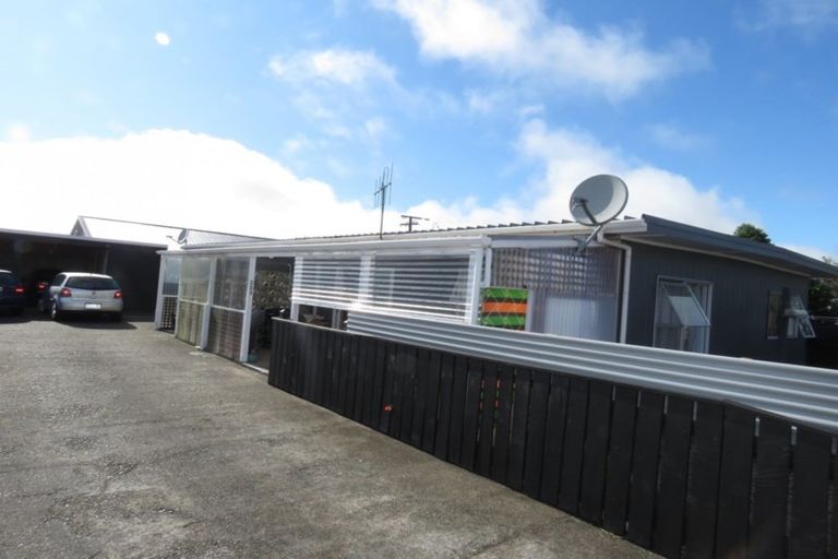 Photo of property in 223-225 Palmerston Street, Westport, 7825