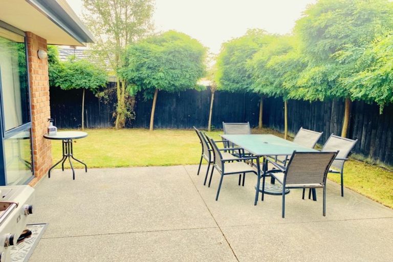 Photo of property in 6 Merrilees Place, Linwood, Christchurch, 8062