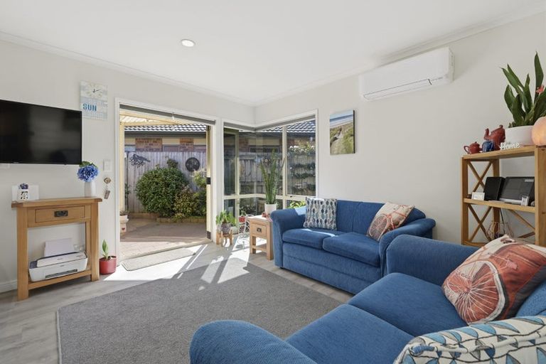 Photo of property in 58 Pacific Cove Drive, Papamoa Beach, Papamoa, 3118