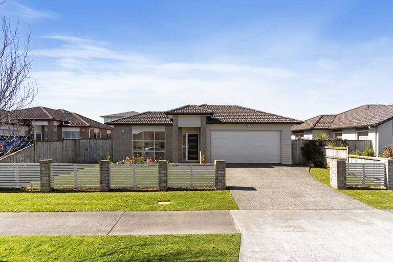 Photo of property in 13 Dromoland Drive, Flat Bush, Auckland, 2019