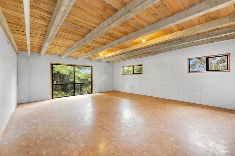 Photo of property in 58 Tainui Road, Titirangi, Auckland, 0604