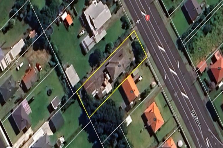 Photo of property in 185 Egmont Street, Patea, 4520