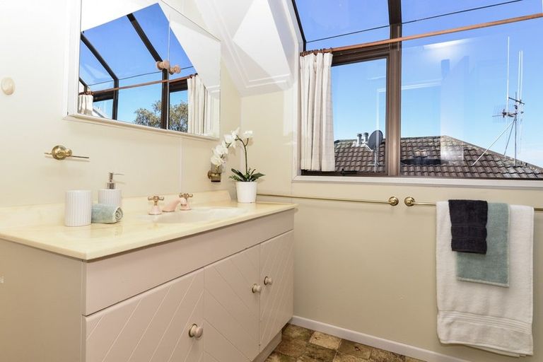 Photo of property in 1b Monique Place, Dinsdale, Hamilton, 3204