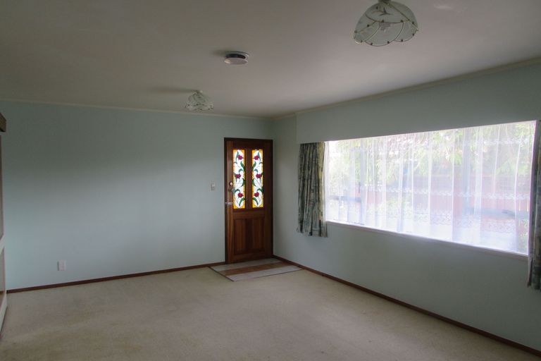 Photo of property in 457b Great South Road, Opaheke, Papakura, 2113