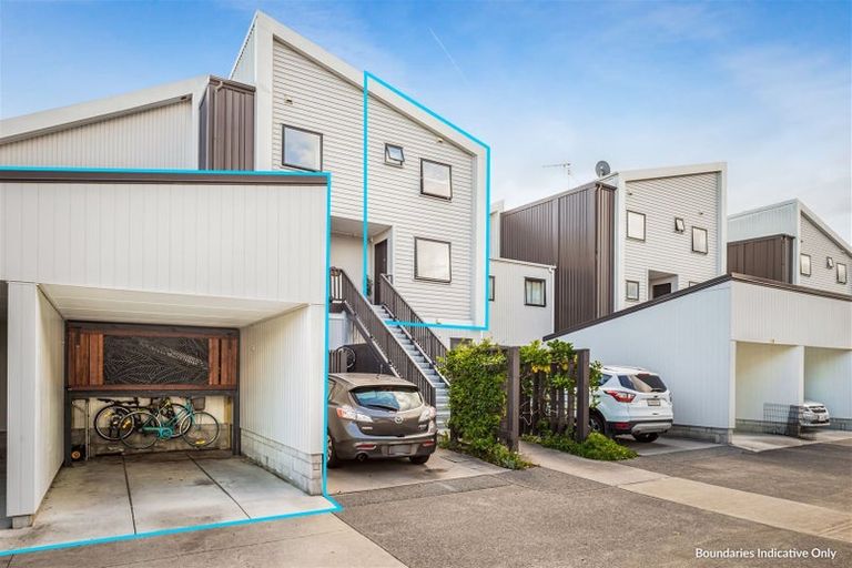 Photo of property in 4 Torea Tai Road, Hobsonville, Auckland, 0616