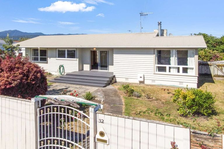 Photo of property in 32 Parsons Avenue, Levin, 5510