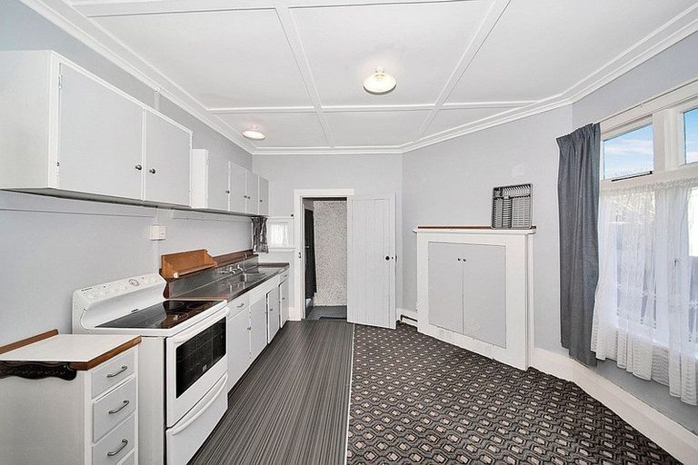 Photo of property in 52 Waihi Road, Hawera, 4610