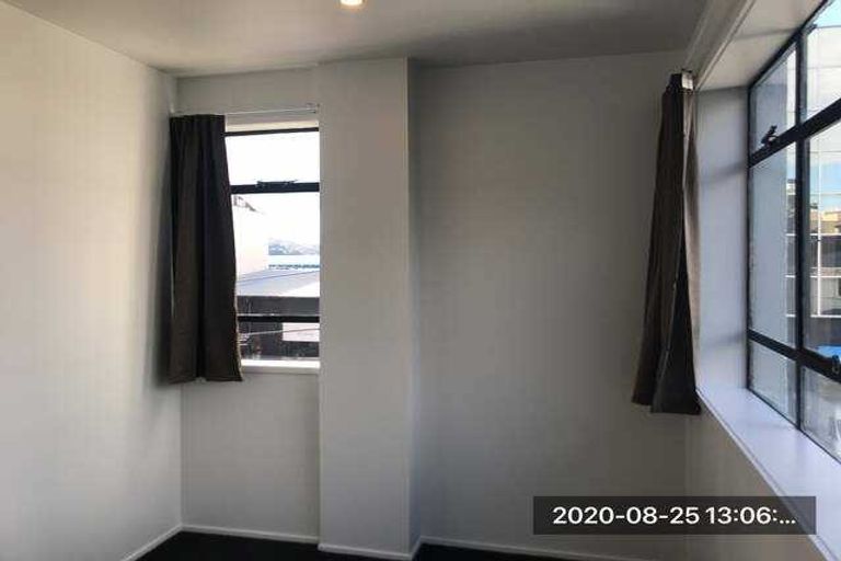 Photo of property in Quantum On Thorndon Quay, 2/163b Thorndon Quay, Pipitea, Wellington, 6011