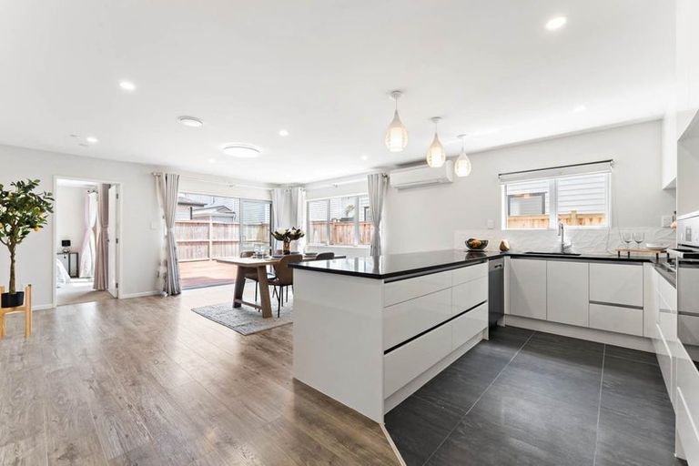 Photo of property in 11 Camp X Place, Whenuapai, Auckland, 0618