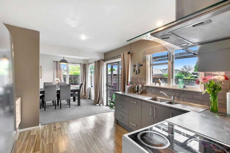 Photo of property in 298 Withells Road, Avonhead, Christchurch, 8042