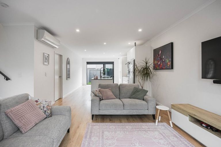 Photo of property in 6 Harewood Street, Whenuapai, Auckland, 0618