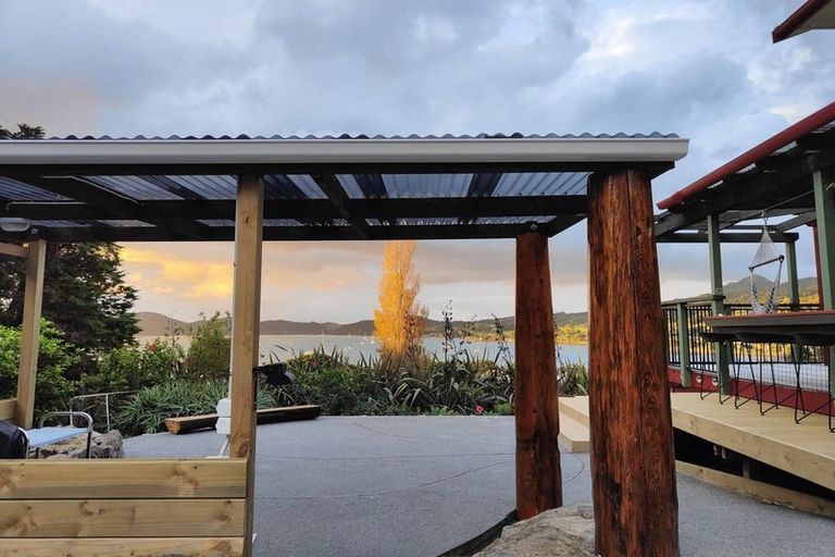 Photo of property in 16 Reotahi Road, Whangarei Heads, Whangarei, 0174