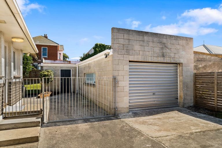 Photo of property in 92 Surrey Street, Forbury, Dunedin, 9012