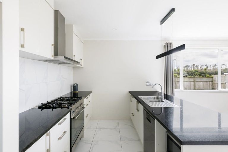 Photo of property in 13 Hehan Close, Cambridge, 3434