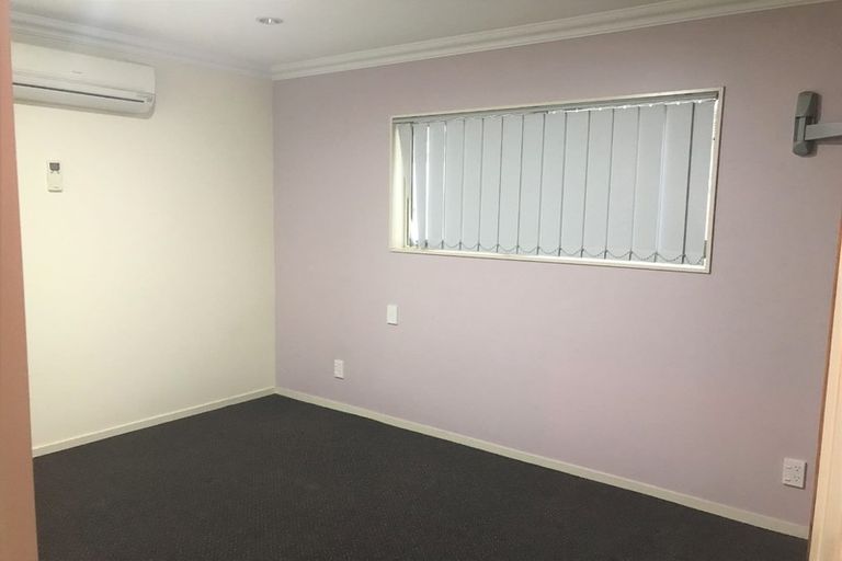 Photo of property in 186 Old Wairoa Road, Papakura, 2110