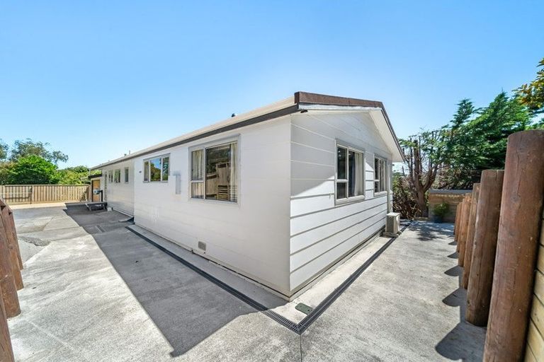 Photo of property in 58 Mercury Way, Whitby, Porirua, 5024