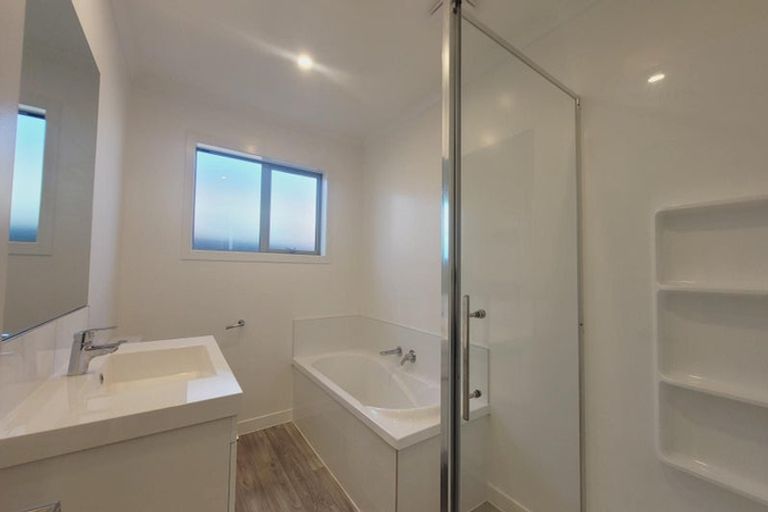 Photo of property in 26 Karearea Avenue, Kenepuru, Porirua, 5022