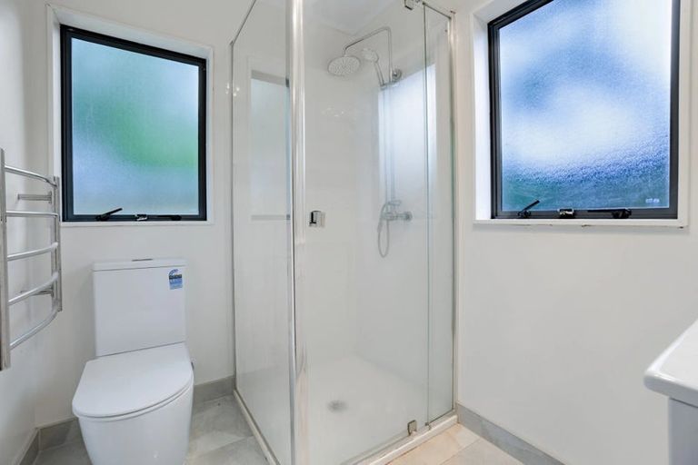 Photo of property in 58 Wattle Farm Road, Wattle Downs, Auckland, 2103