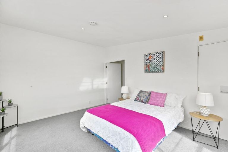 Photo of property in Hopper Street Apartments, 20u2 Hopper Street, Mount Cook, Wellington, 6011