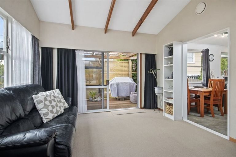 Photo of property in 11 Halberg Street, Papakura, 2110