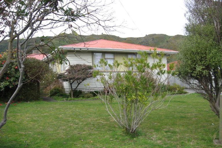Photo of property in 62 Frederick Street, Wainuiomata, Lower Hutt, 5014