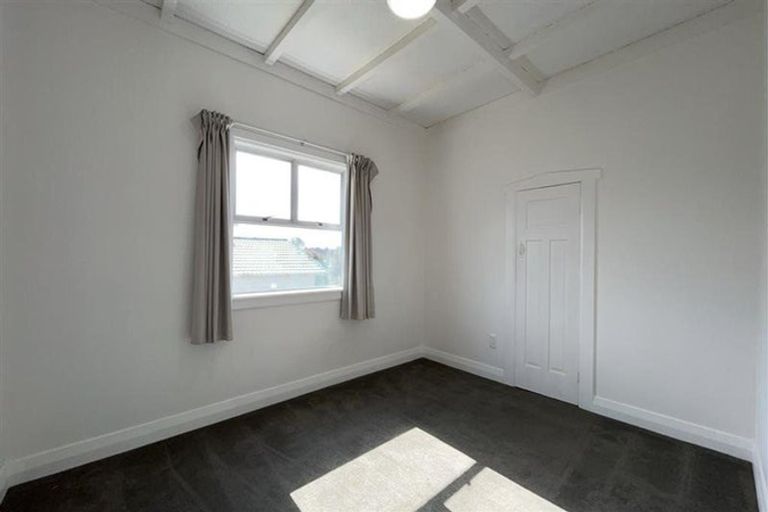 Photo of property in 52 Evans Road, Glen Eden, Auckland, 0602