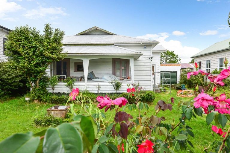 Photo of property in 6 Coates Street, Hamilton East, Hamilton, 3216