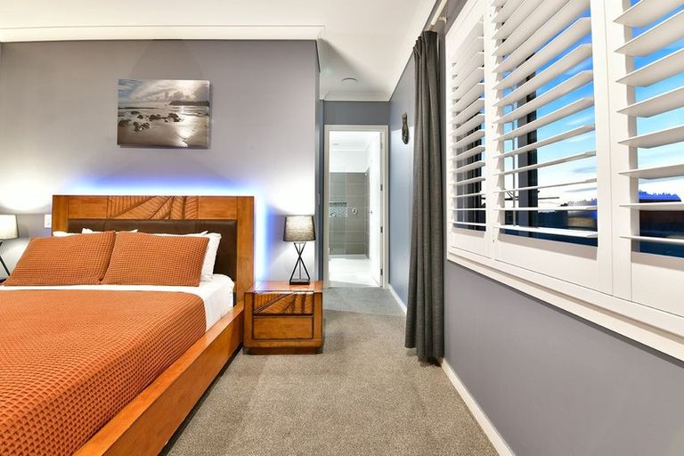 Photo of property in 10 Joblin Road, Wainui, Silverdale, 0994