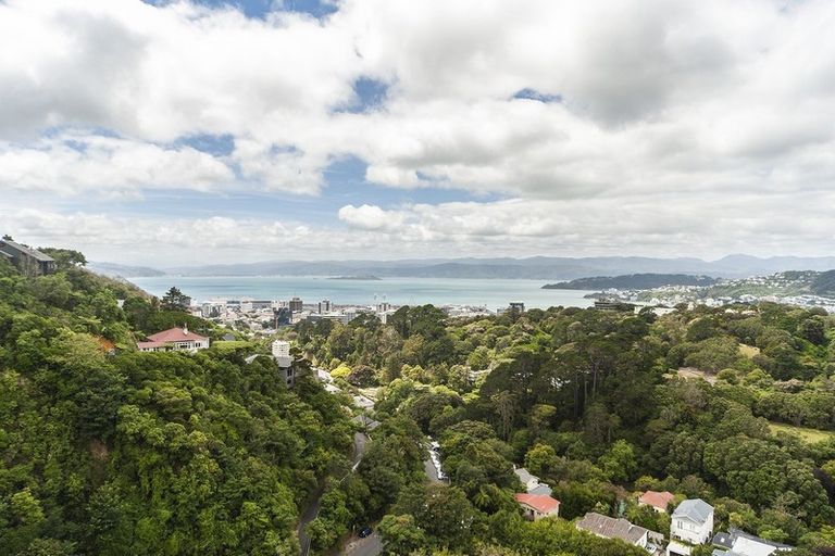 Photo of property in 43b Harbour View Road, Northland, Wellington, 6012